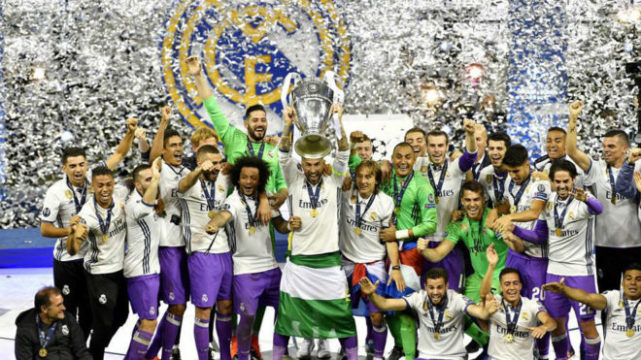 拜仁官方：于帕梅卡诺未进入本轮名单，是因为负荷管理轮休