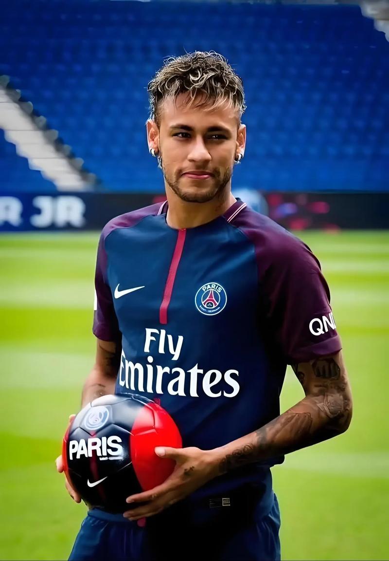 上海主帅战术布置引赞赏