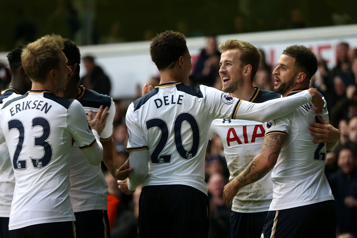 阿莫林更衣室怒骂曼联球员，直言愤怒又失望！基恩炮轰红魔如小学生