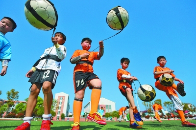 极致弯刀！孙兴慜完美任意球攻入国家队生涯第54球