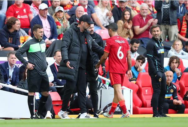 队记：克林根今天未参加完整训练，罗威已经开始恢复训练